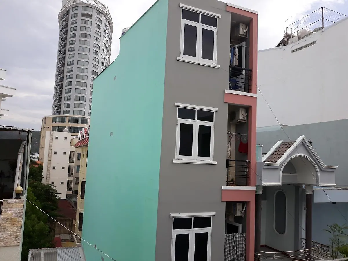 Homestay 4 Seasons Hostel Nha Trang